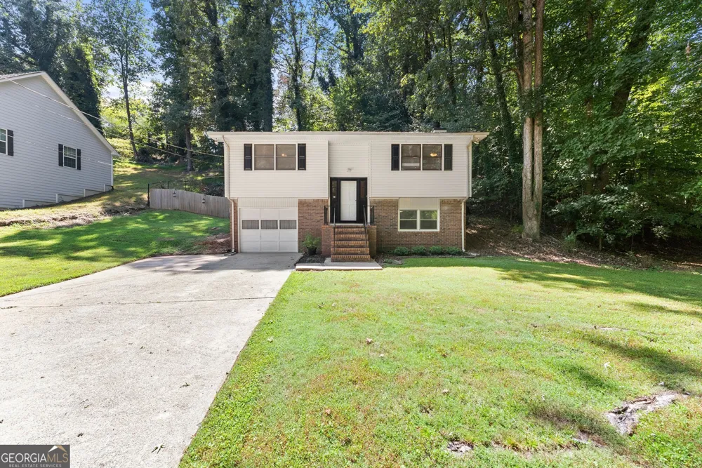 1421 Northwood CIR NE Gainesville, GA 30501
