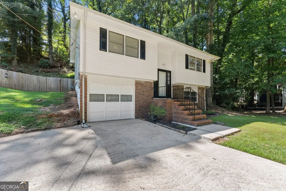 1421 Northwood CIR NE Gainesville, GA 30501