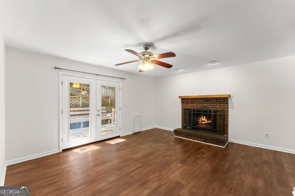 1421 Northwood CIR NE Gainesville, GA 30501