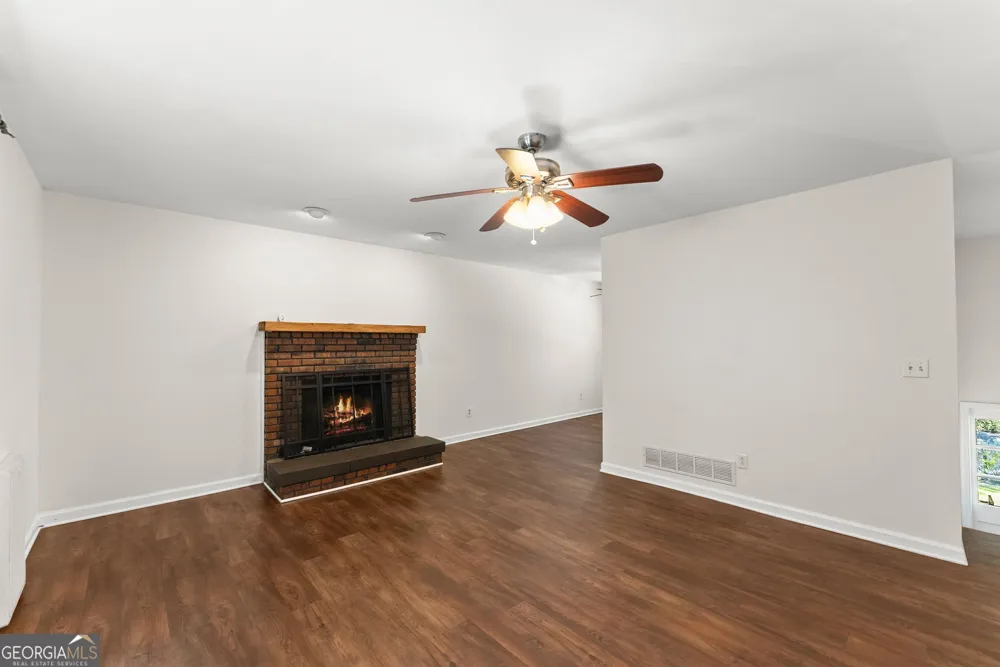 1421 Northwood CIR NE Gainesville, GA 30501