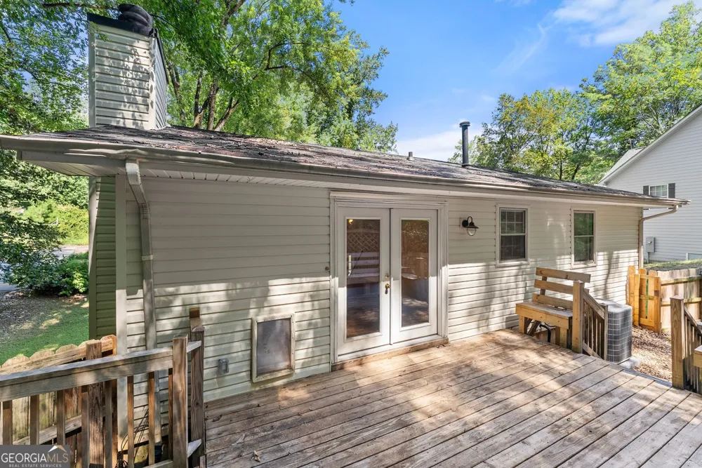 1421 Northwood CIR NE Gainesville, GA 30501