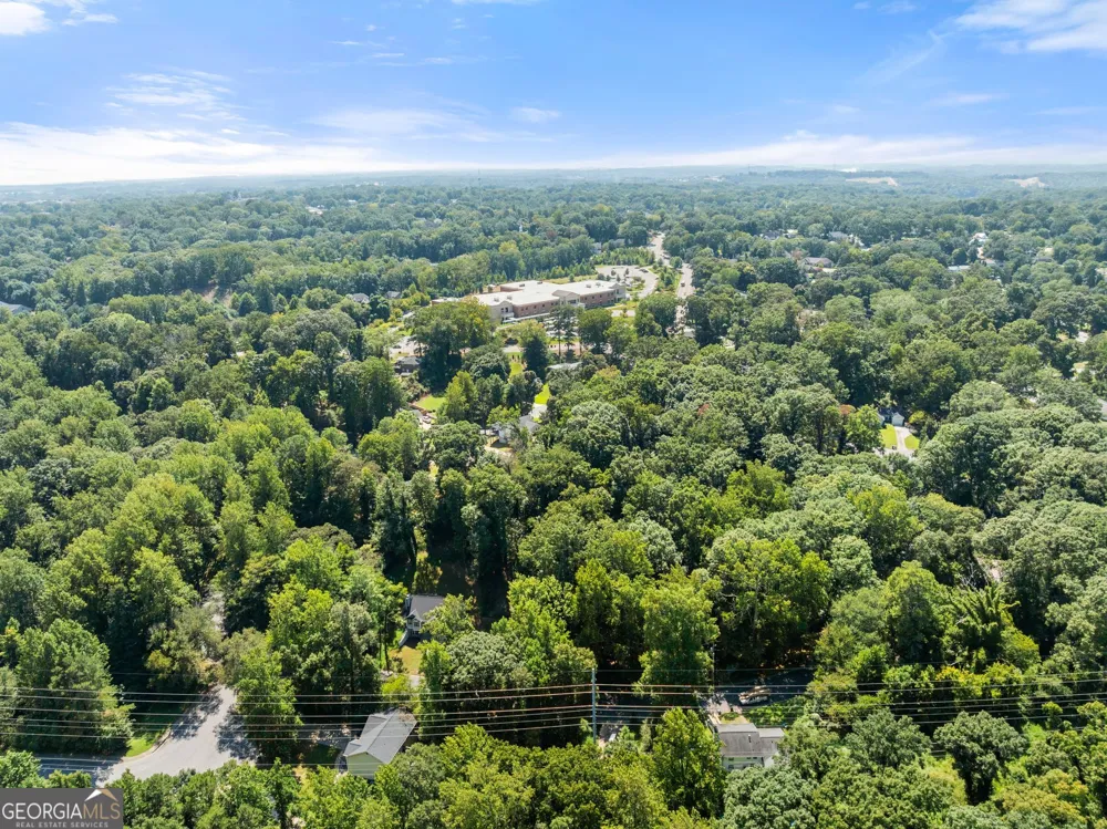 1421 Northwood CIR NE Gainesville, GA 30501