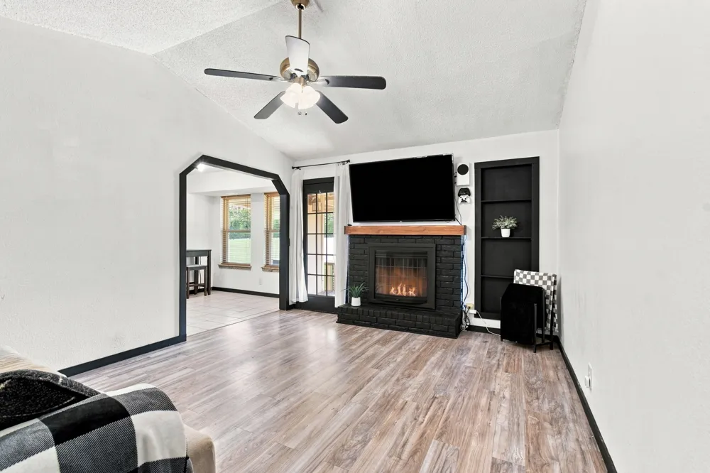 8624 E 133rd Street S Bixby, OK 74008
