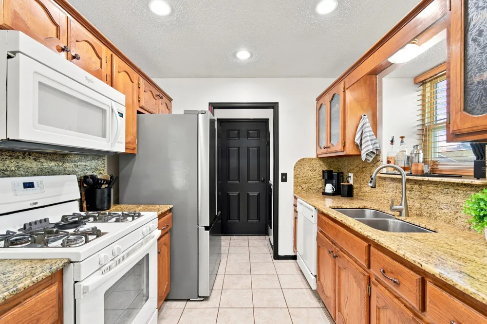 8624 E 133rd Street S Bixby, OK 74008