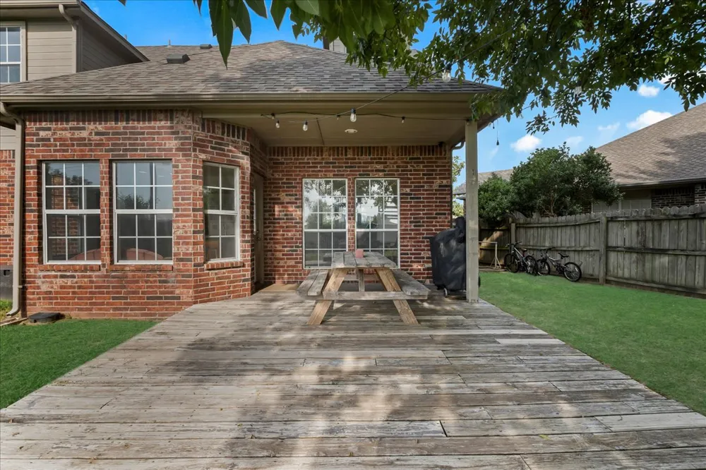 819 Douglas Street Jenks, OK 74037