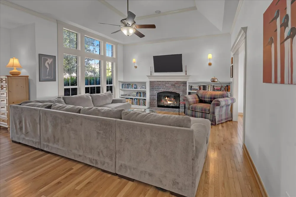 819 Douglas Street Jenks, OK 74037