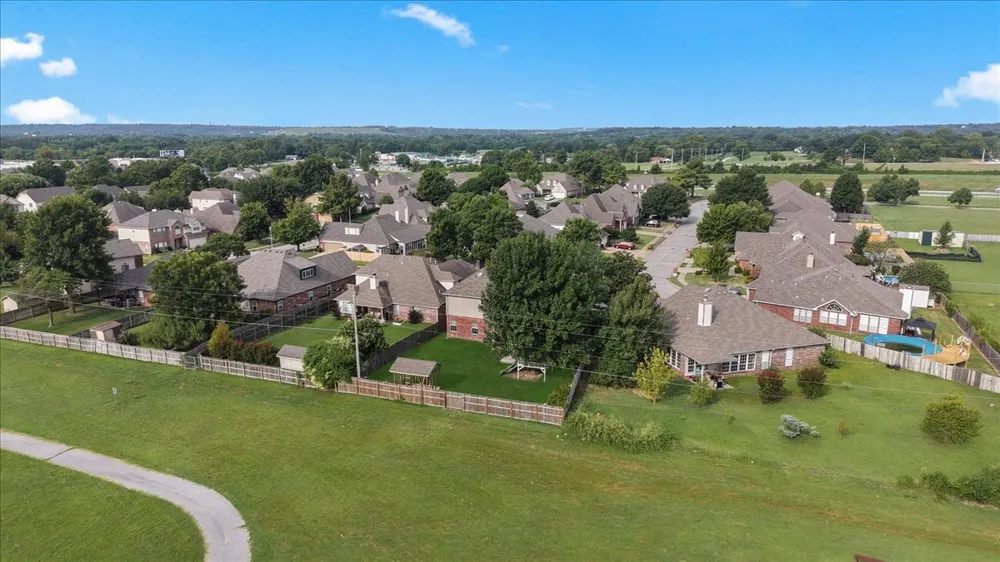 819 Douglas Street Jenks, OK 74037