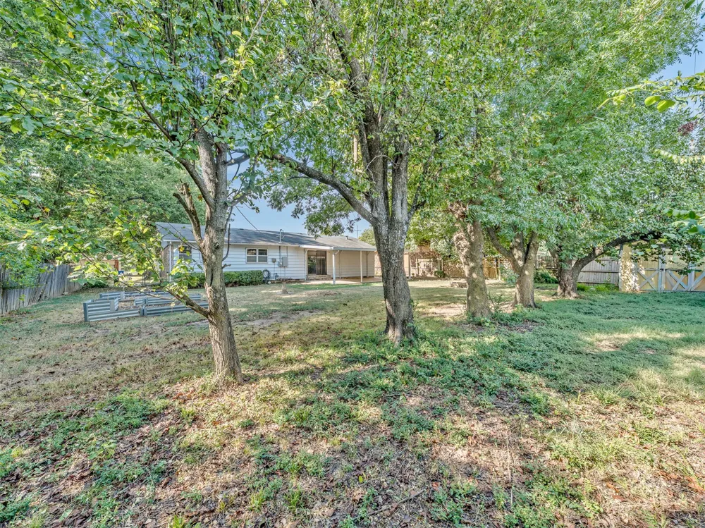 904 E Elgin Place Broken Arrow, OK 74012