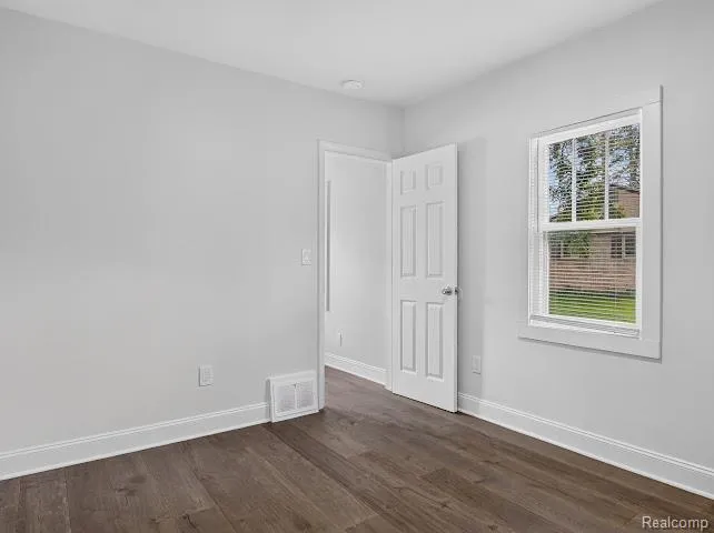 224 Hewitt Road Ypsilanti Charter Township, MI 48197