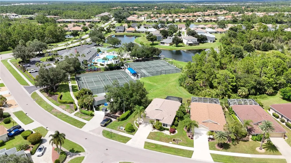 1520 SCARLETT AVENUE North Port, FL 34289
