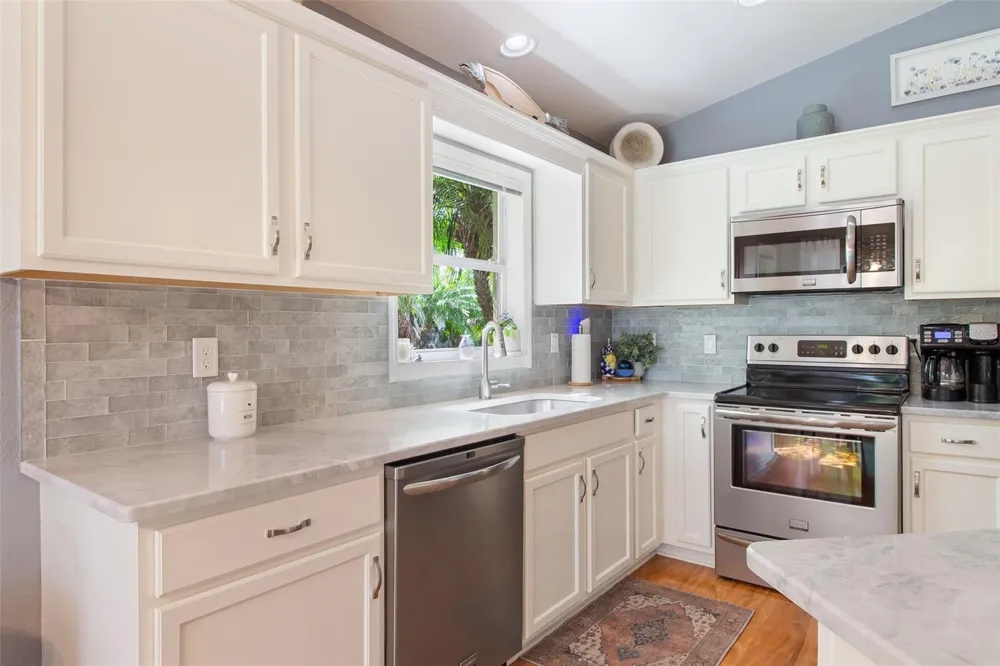 1520 SCARLETT AVENUE North Port, FL 34289