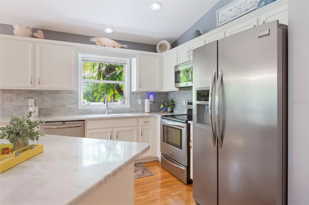 1520 SCARLETT AVENUE North Port, FL 34289