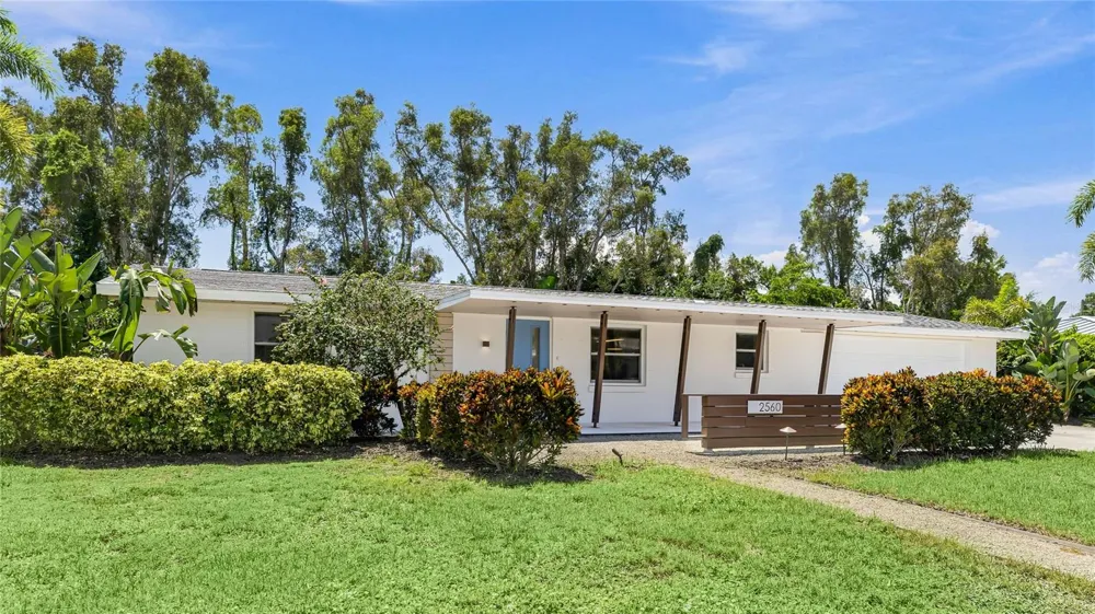 2560 SUNNYSIDE STREET Sarasota, FL 34239