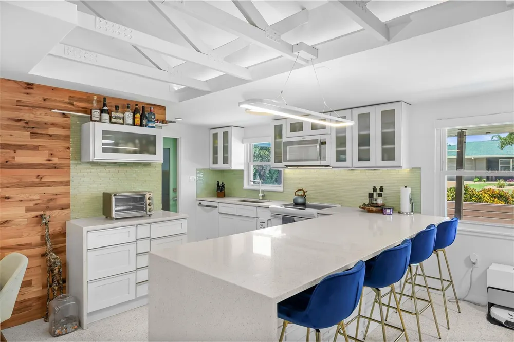 2560 SUNNYSIDE STREET Sarasota, FL 34239