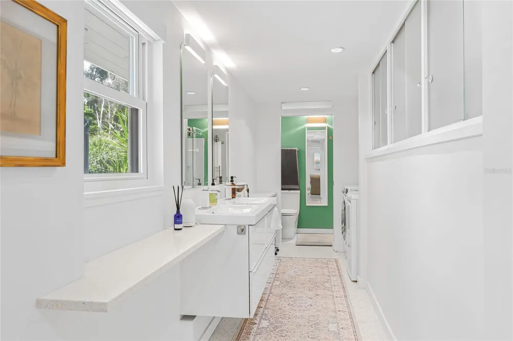 2560 SUNNYSIDE STREET Sarasota, FL 34239