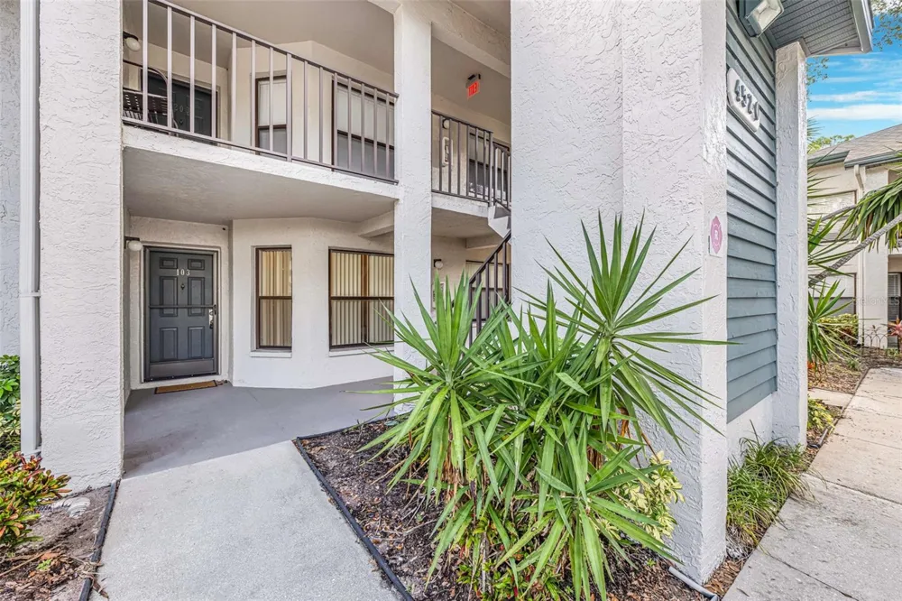 4520 47TH AVENUE W #103 Bradenton, FL 34210