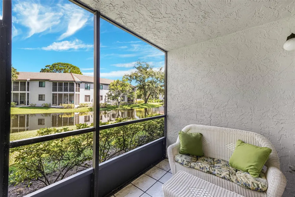 4520 47TH AVENUE W #103 Bradenton, FL 34210