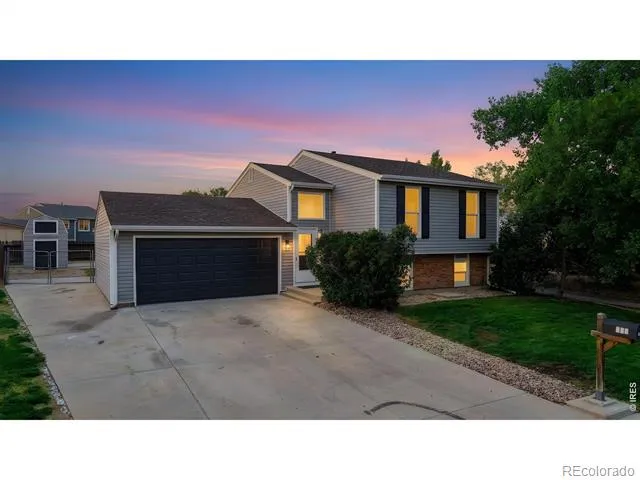 113 Madison Drive Bennett, CO 80102