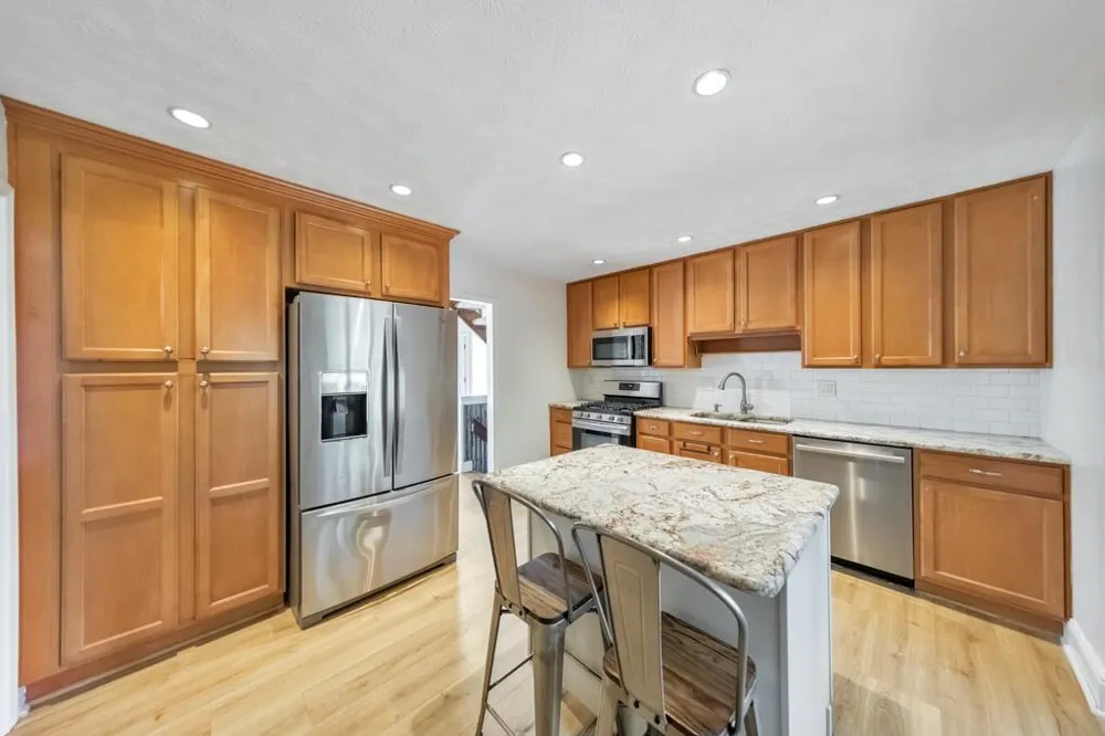 3701 Thornwood Way Marietta, GA 30062