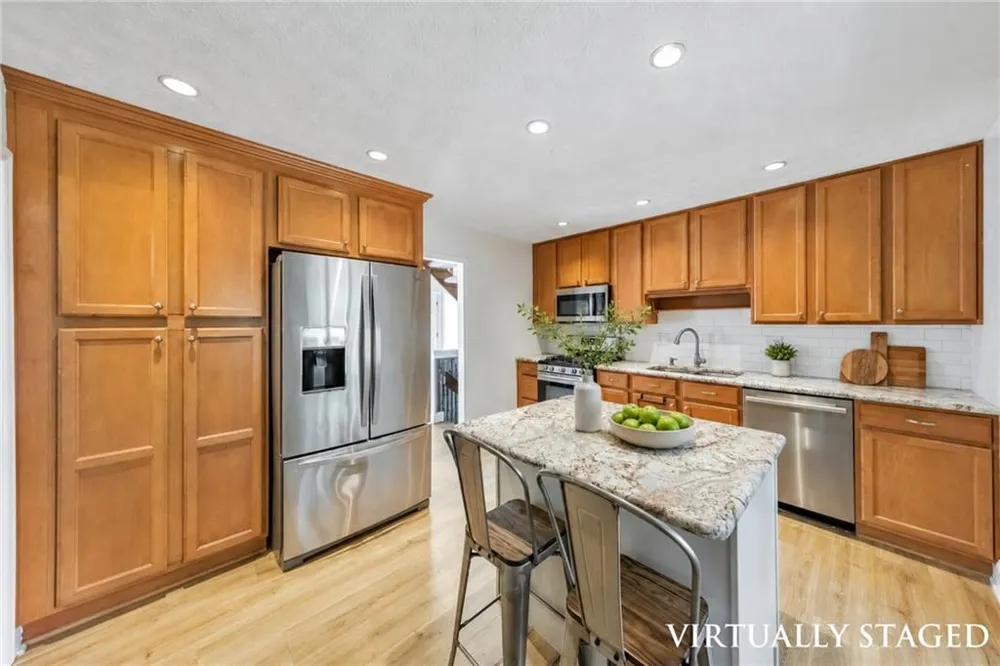 3701 Thornwood Way Marietta, GA 30062