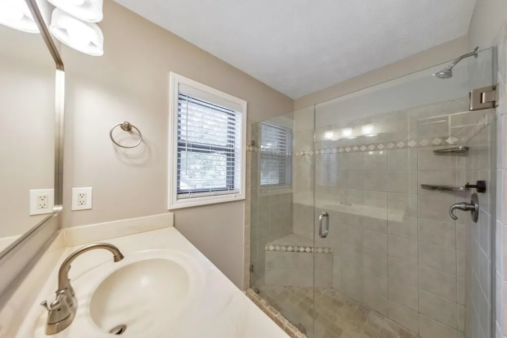 3701 Thornwood Way Marietta, GA 30062