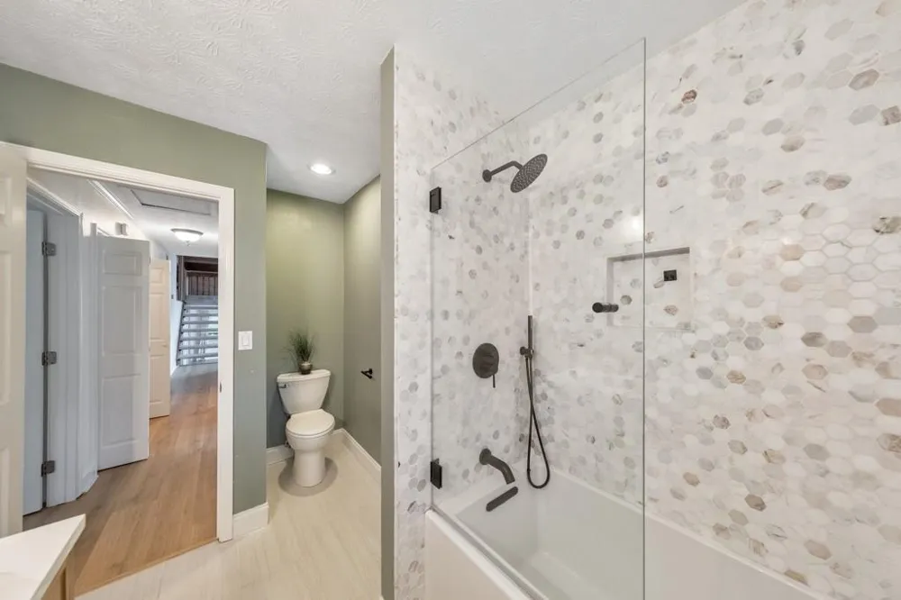 3701 Thornwood Way Marietta, GA 30062