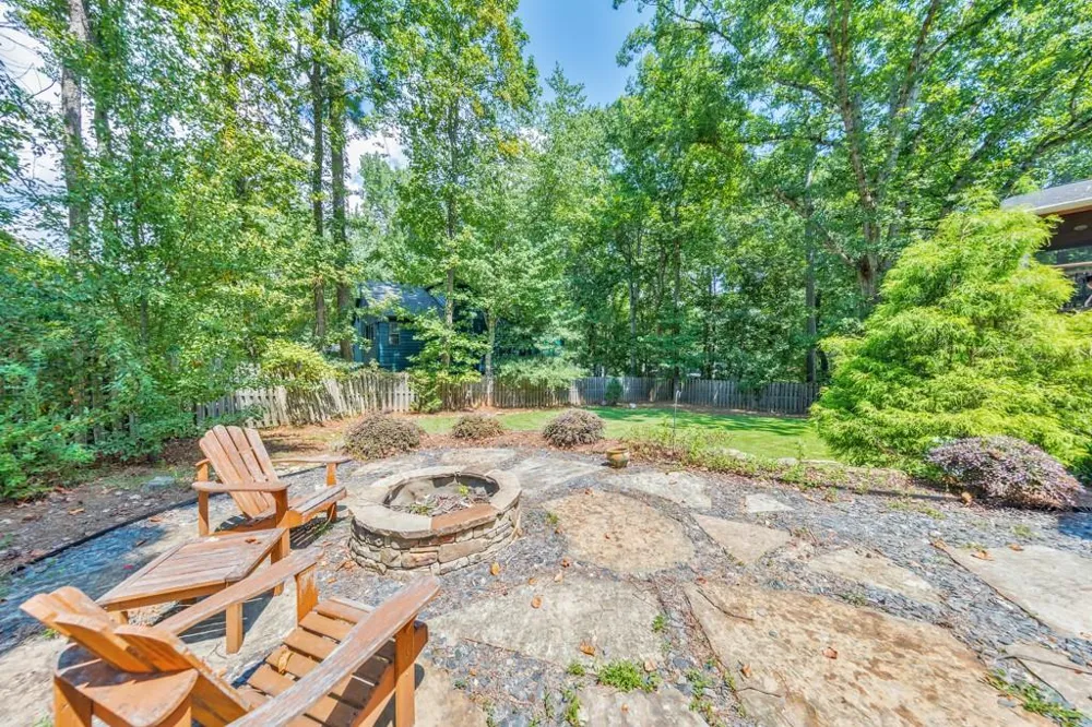 3701 Thornwood Way Marietta, GA 30062