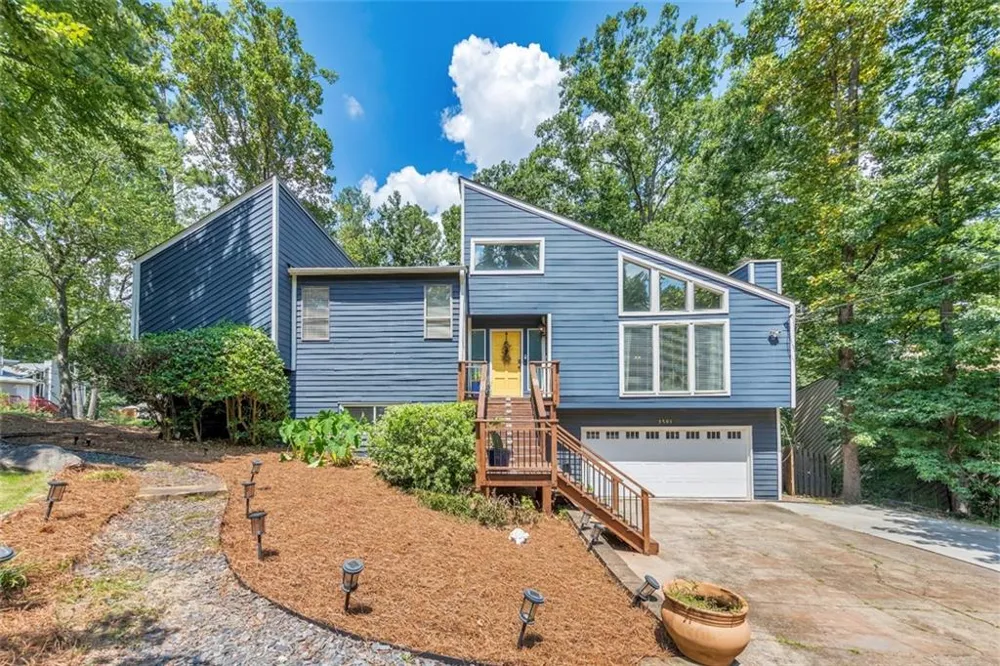 3701 Thornwood Way Marietta, GA 30062