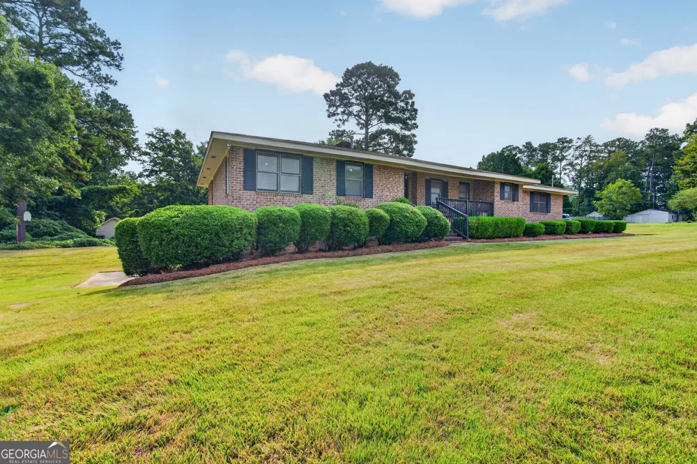 765 Central RD SW Thomson, GA 30824