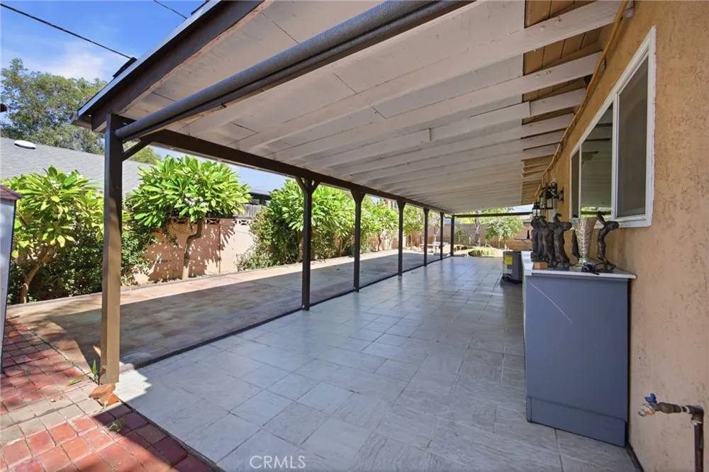 3935 Burge Street Riverside, CA 92505