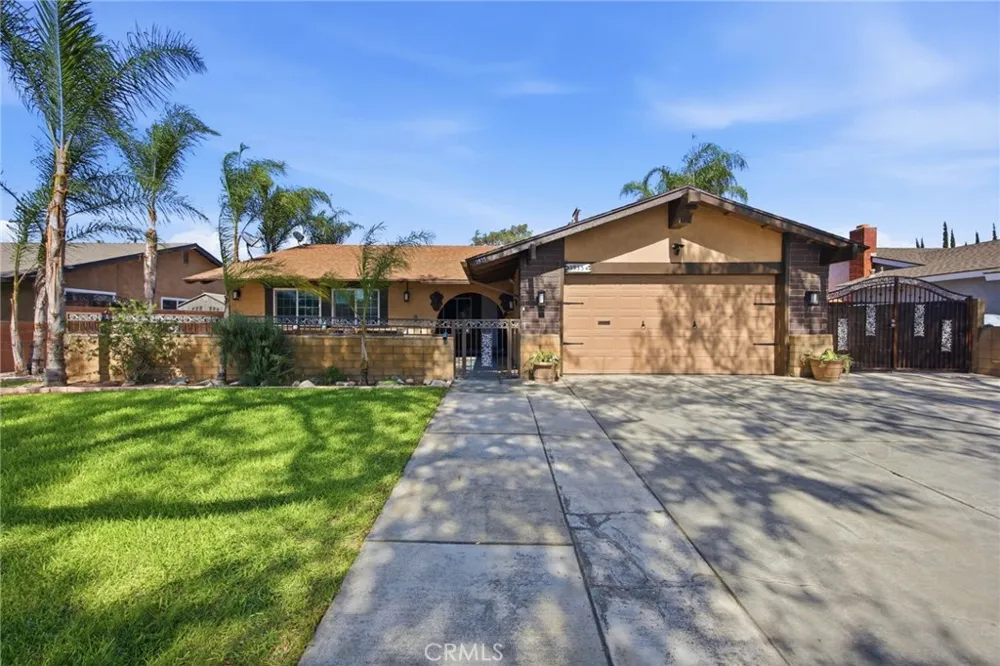 3935 Burge Street Riverside, CA 92505
