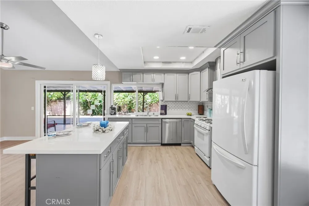 3935 Burge Street Riverside, CA 92505