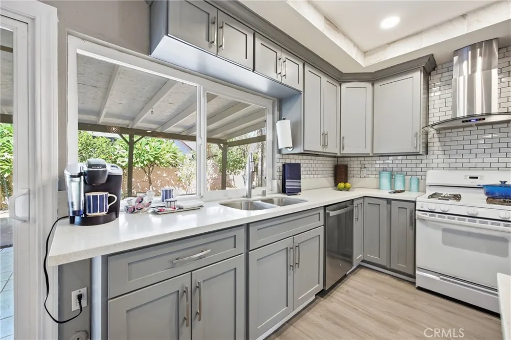 3935 Burge Street Riverside, CA 92505