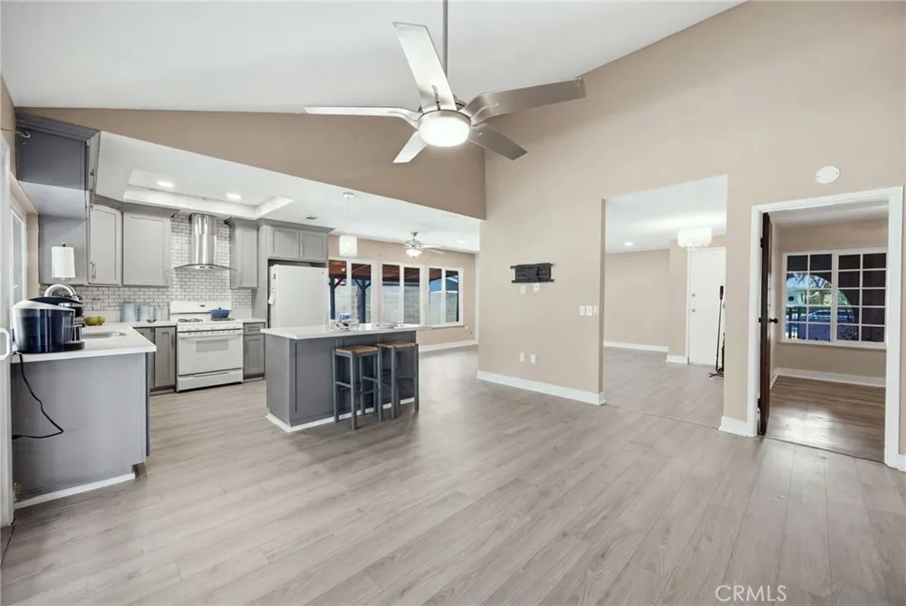 3935 Burge Street Riverside, CA 92505