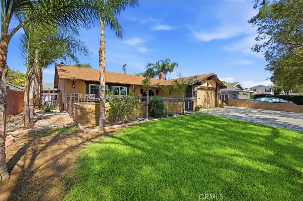3935 Burge Street Riverside, CA 92505