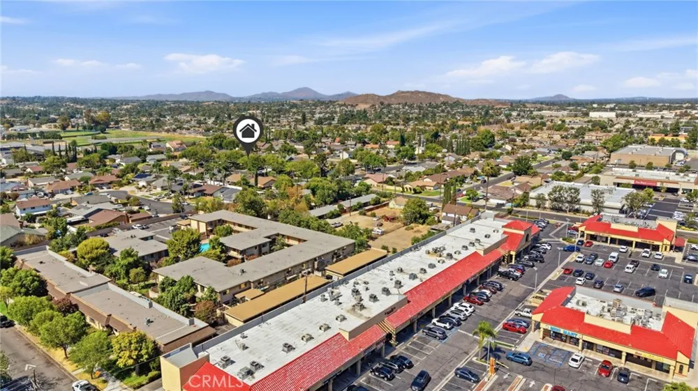 3935 Burge Street Riverside, CA 92505