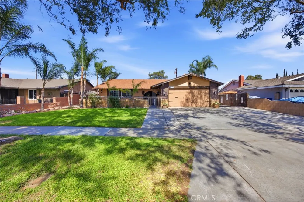 3935 Burge Street Riverside, CA 92505