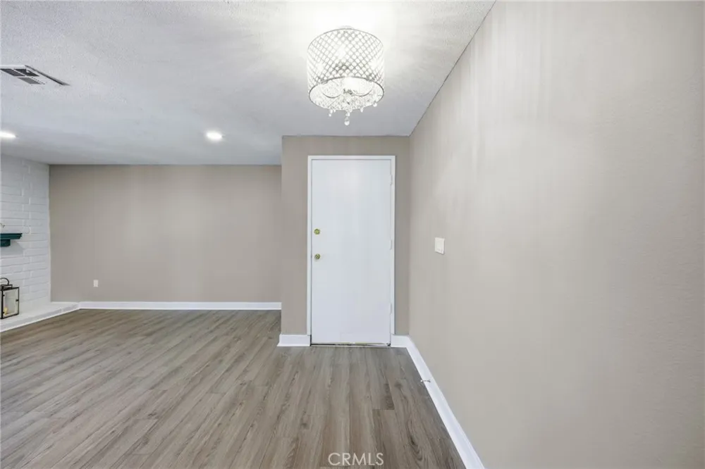 3935 Burge Street Riverside, CA 92505