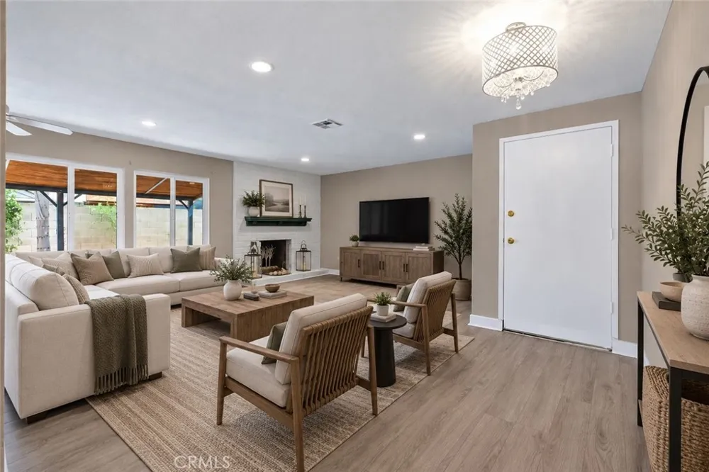 3935 Burge Street Riverside, CA 92505