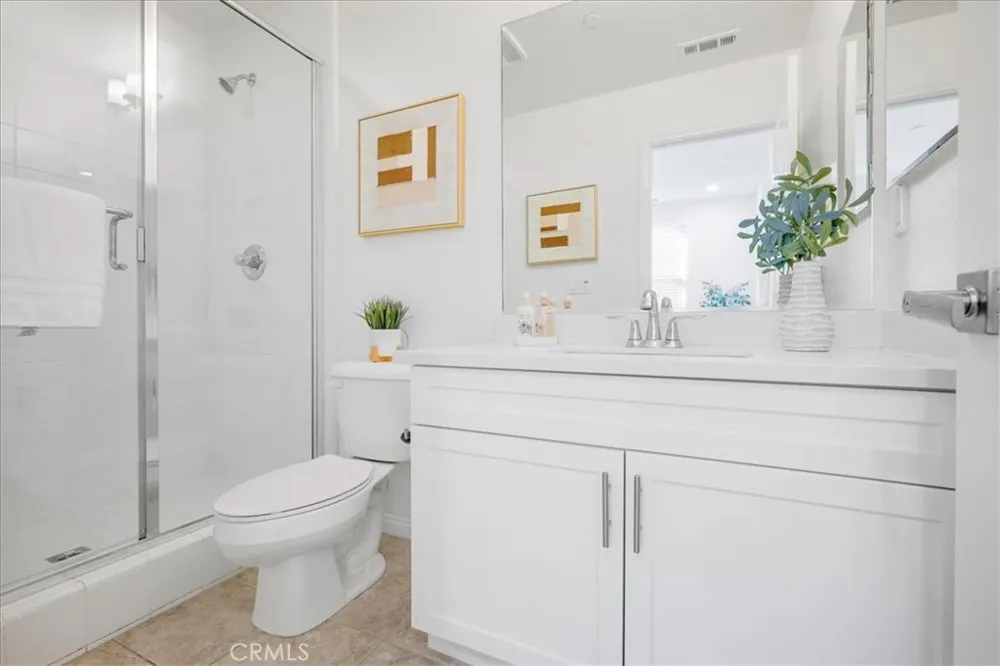 148 Capricorn Irvine, CA 92618