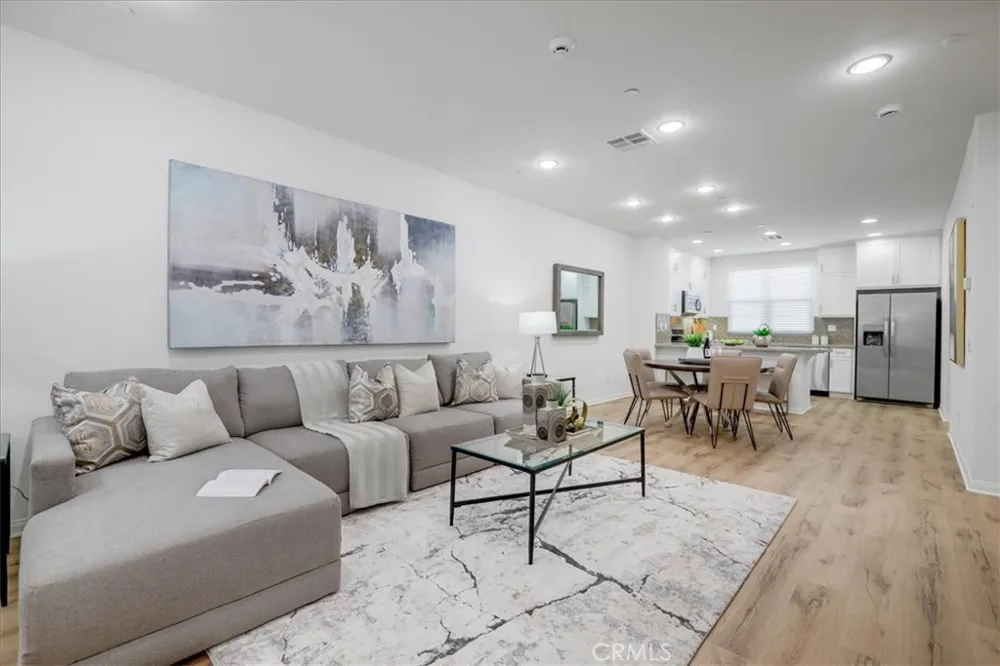 148 Capricorn Irvine, CA 92618