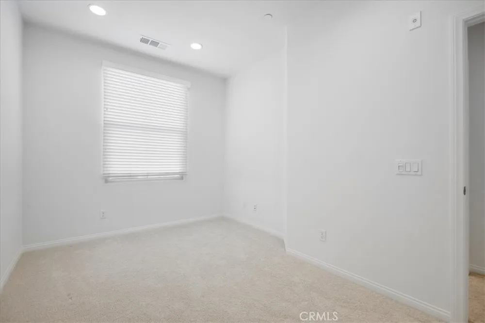 148 Capricorn Irvine, CA 92618