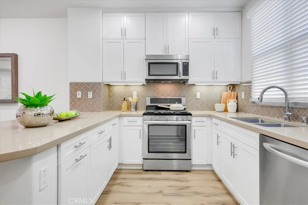 148 Capricorn Irvine, CA 92618