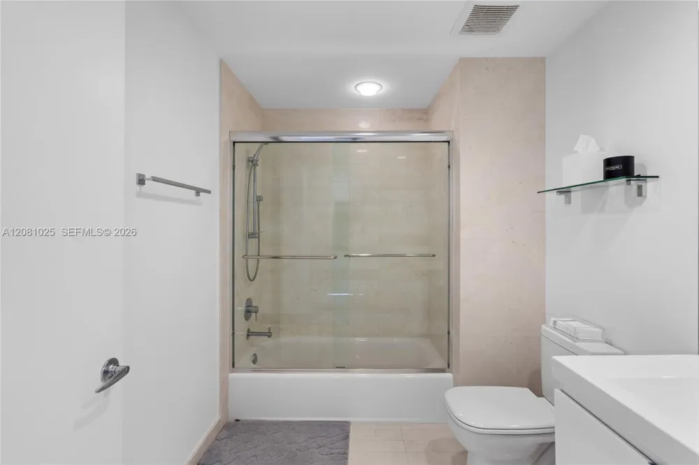 17111 Biscayne Blvd #402 North Miami Beach, FL 33160