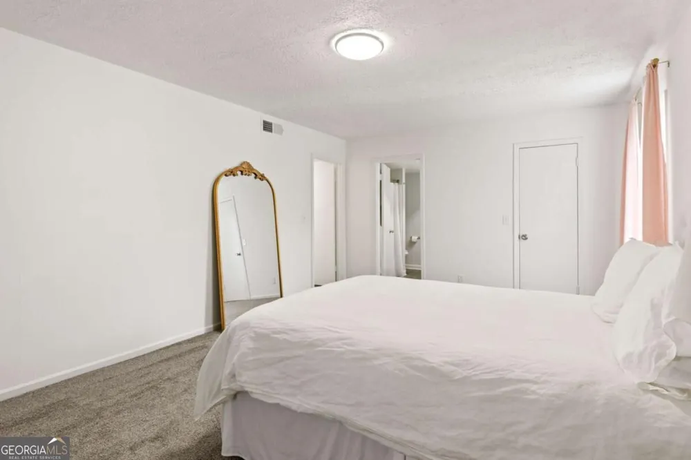 6851 Roswell RD Sandy Springs, GA 30328