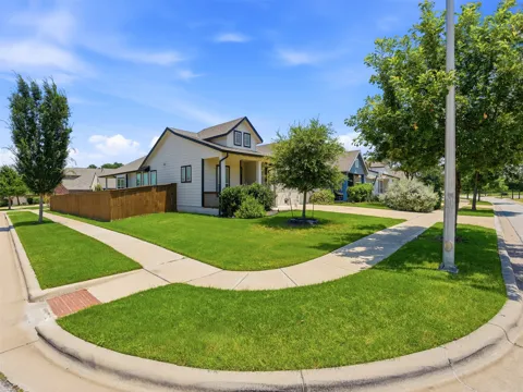 2132 Ringstaff Road