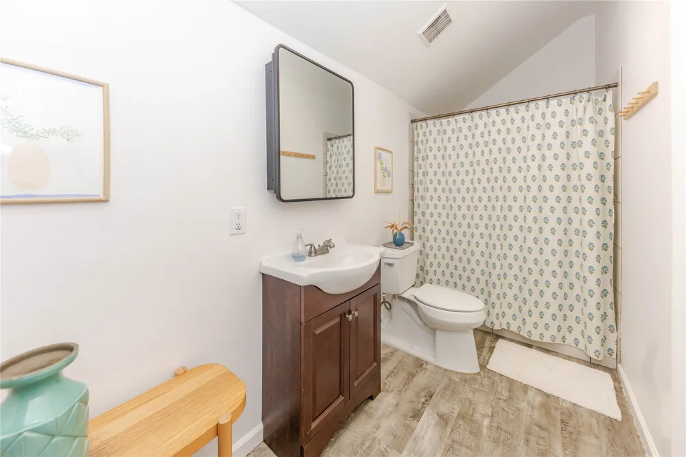 306 5th Avenue Smithville, TX 78957