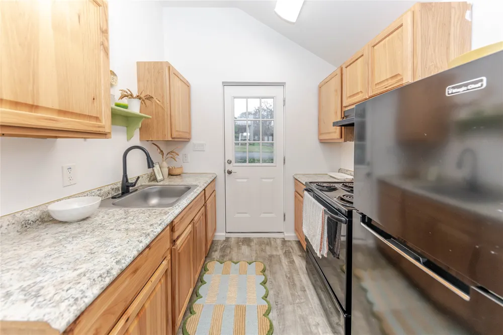 306 5th Avenue Smithville, TX 78957