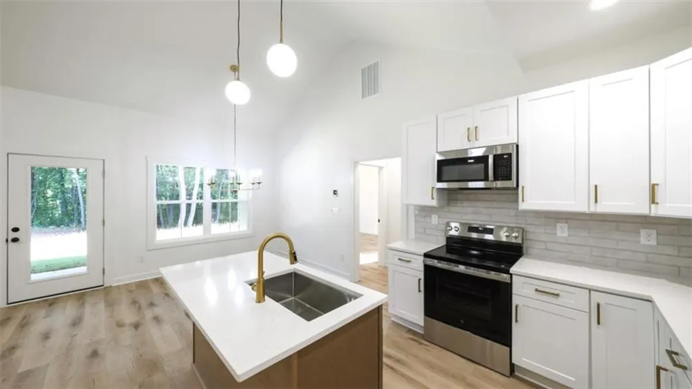 61 Hazel Lane Bremen, GA 30110