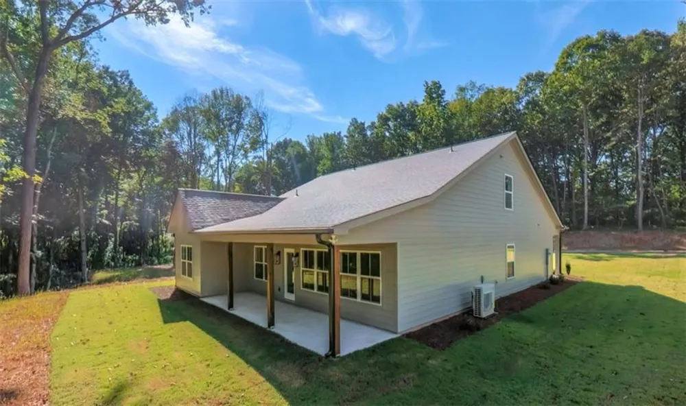 61 Hazel Lane Bremen, GA 30110